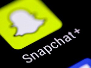 Snapchat tests snapchat plus